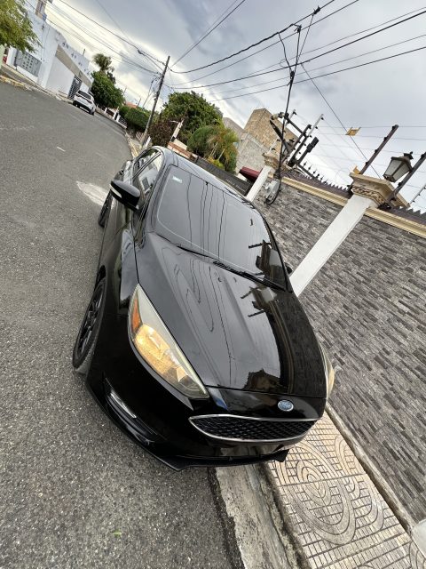 FORD FOCUS SE TITANION 2016